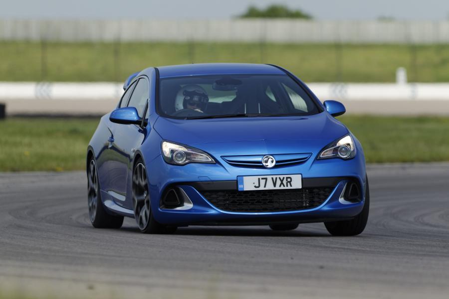  Vauxhall Astra VXR 2012 года  (фото 73 из 274)